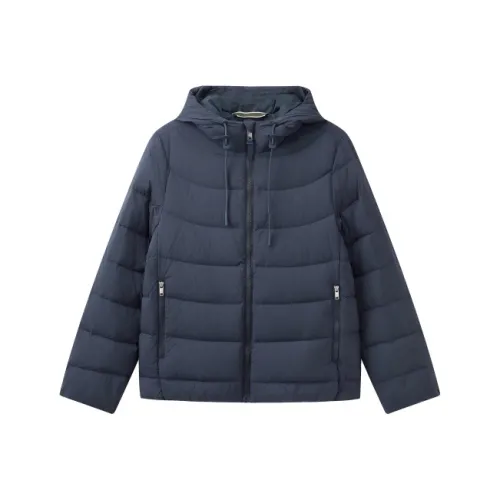 AIGLE Женские пуховики