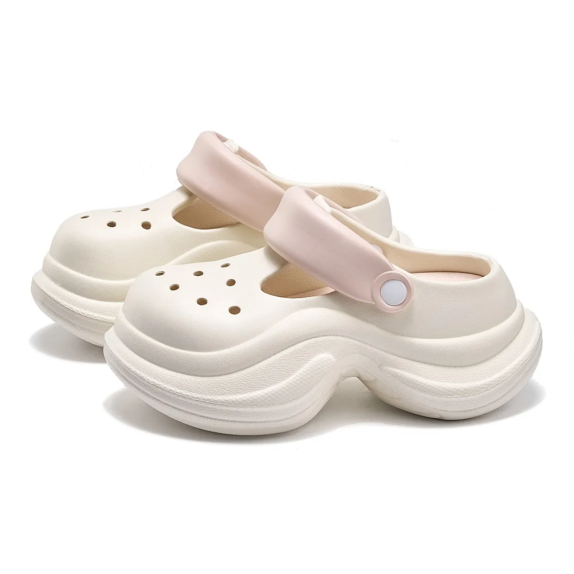 La Chapelle Closed Toe Slippers