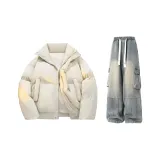 아이보리 코트 + 블루 워크웨어 바지
