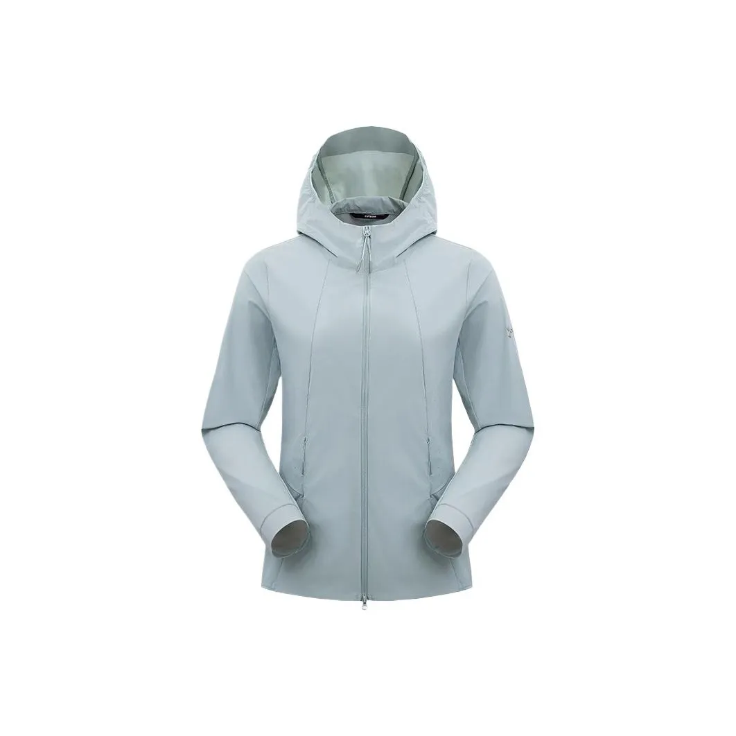 Under Armour Женские Куртки