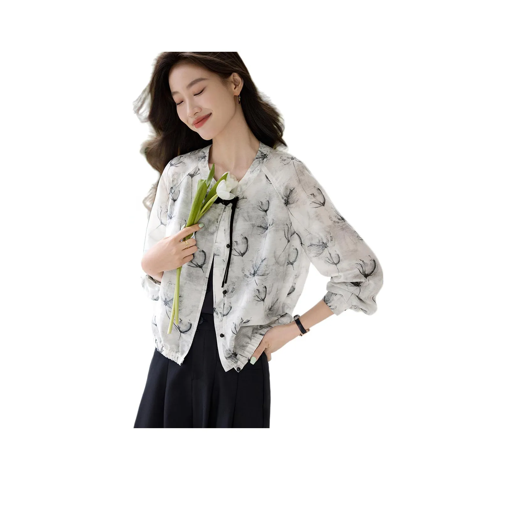 Mo Han Yi Mei Куртки Пальто Женские Белые с Черным Цветком