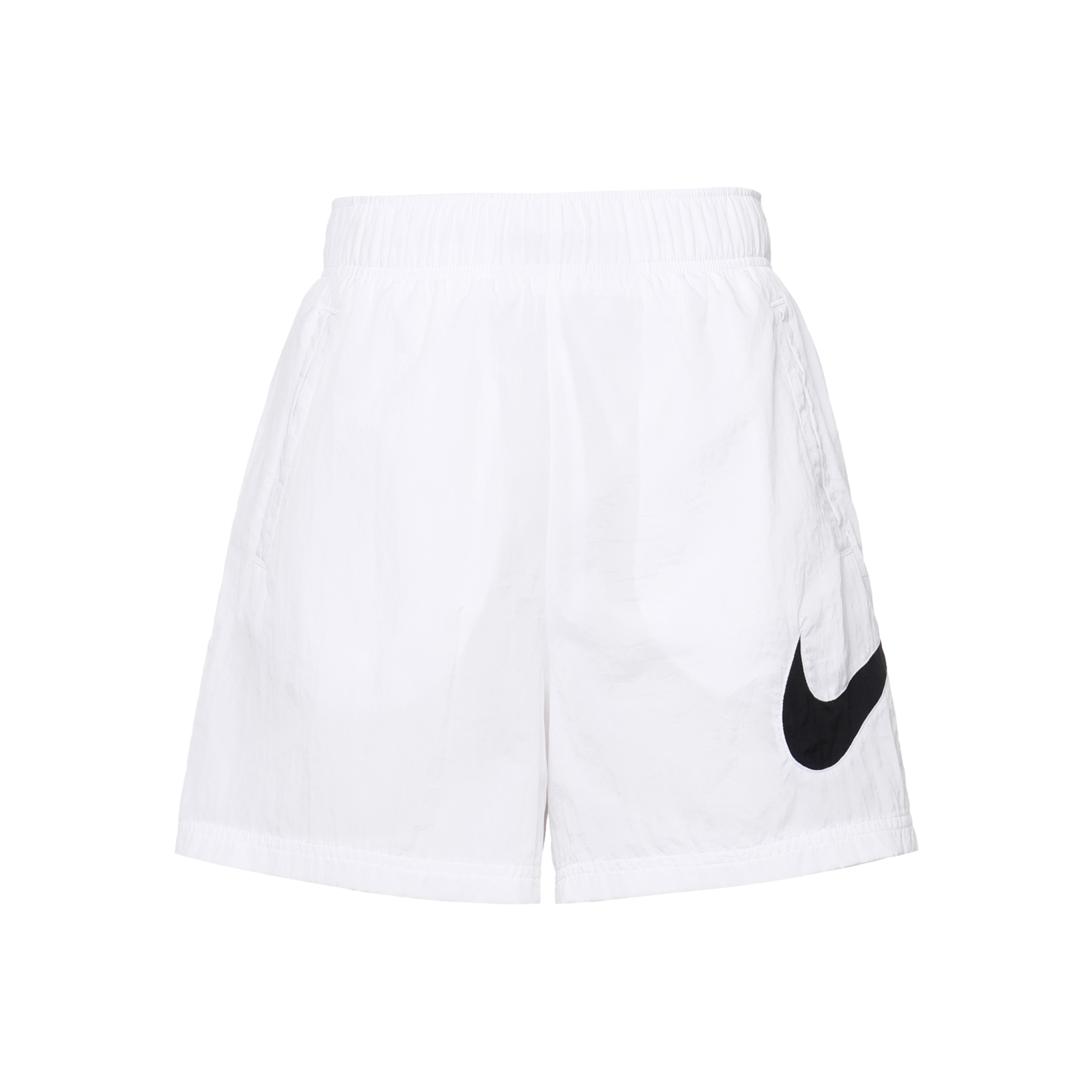 white nike shorts outfit