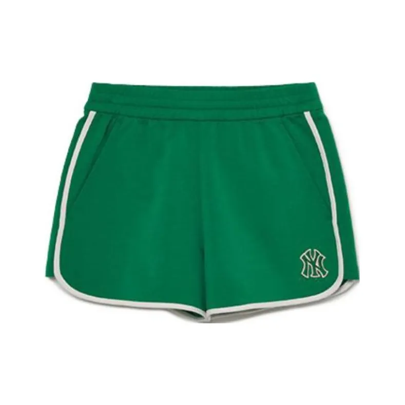 MLB New York Yankees Casual Shorts Women's Green