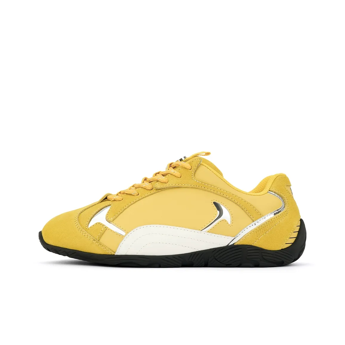 SMILEY Racing Low Top Casual Shoes Women's Yellow Smiley Face