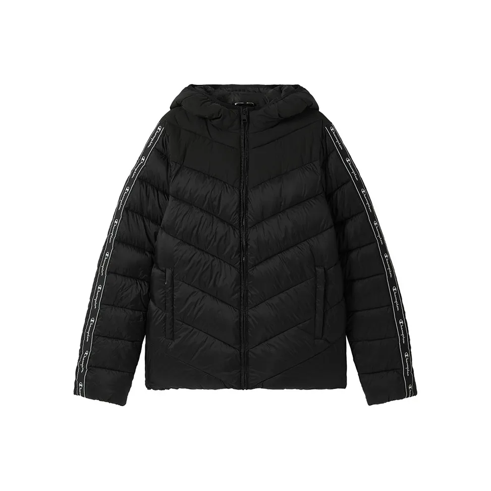 Champion Black Женские объемные куртки (пуховики)