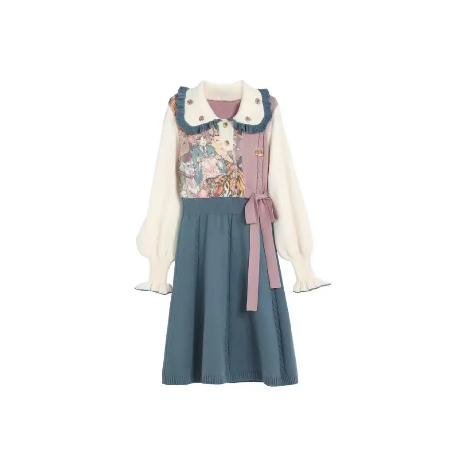 Lookinto Long Sleeved Dress Women's Image Color