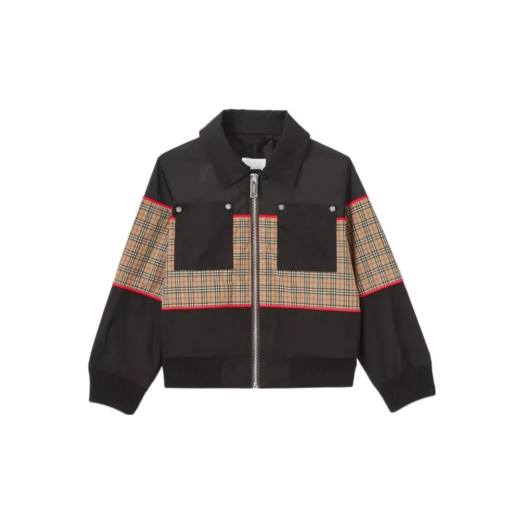 Burberry FW22 Куртки и Пальто Черный Детский