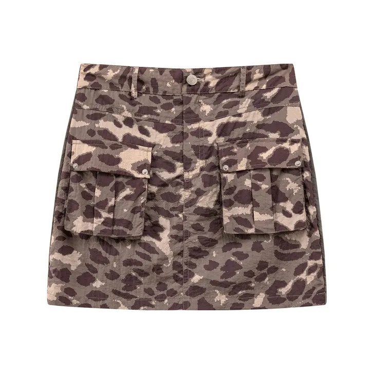 CHUU Повседневные короткие юбки Женские Леопардовый принт Серый