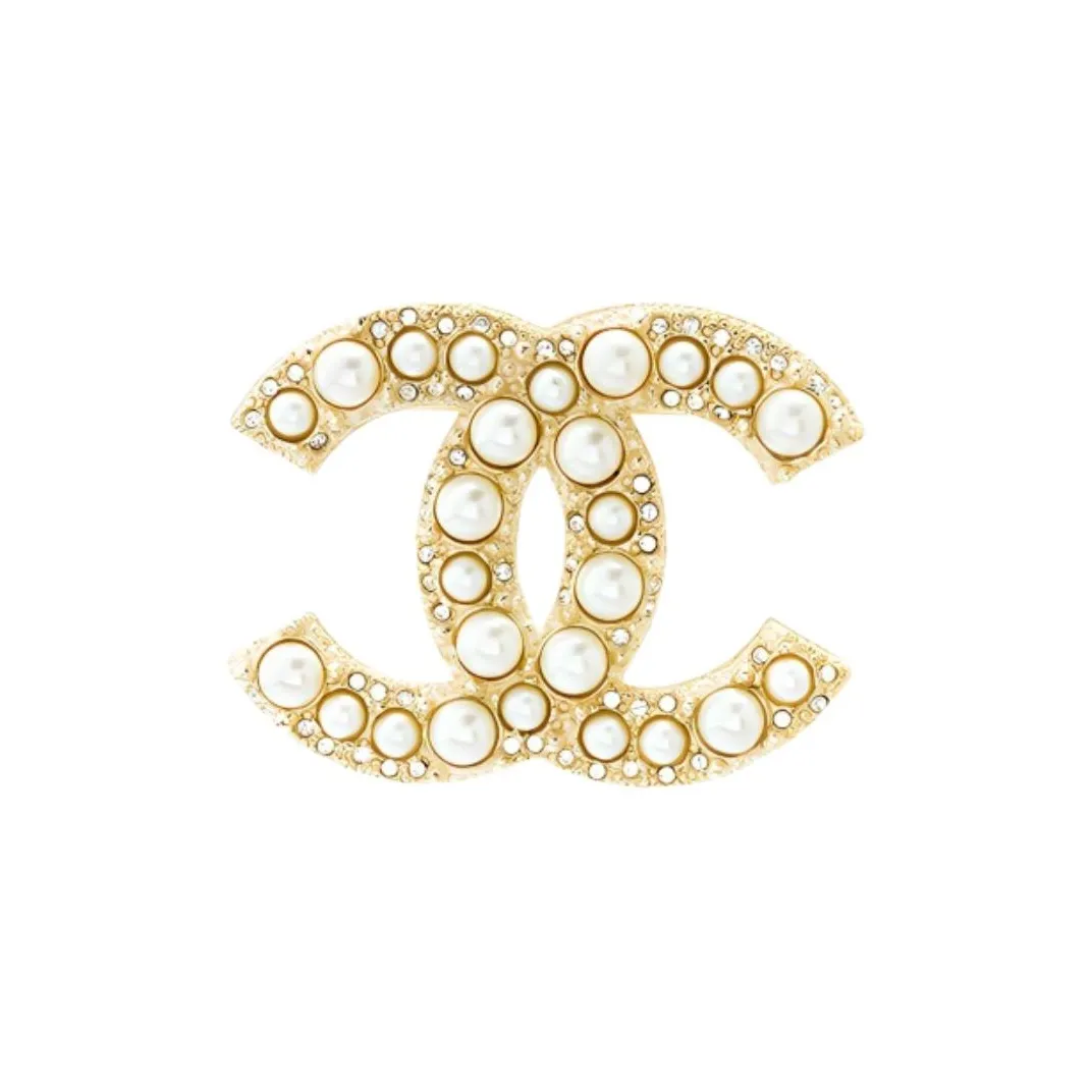 CHANEL 2003 CC shaped Pearl embellished Brooch