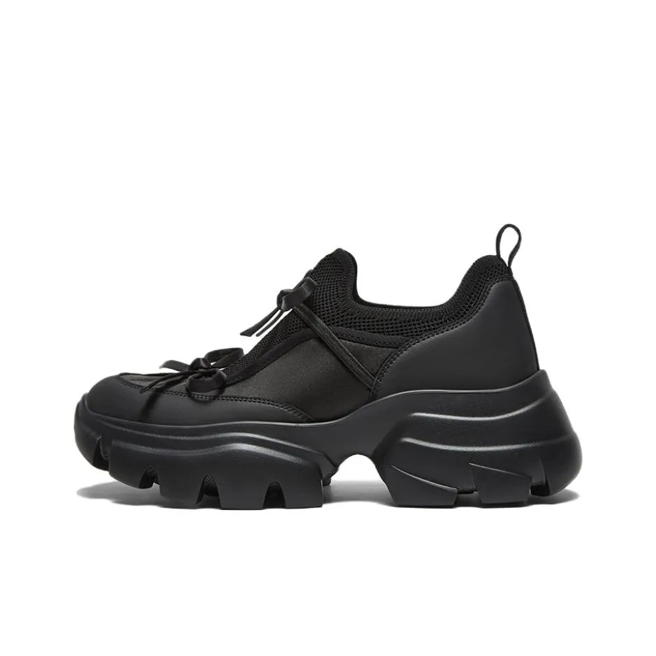BASTO Abrasion Resistant Low Top Chunky Sneakers Women's
