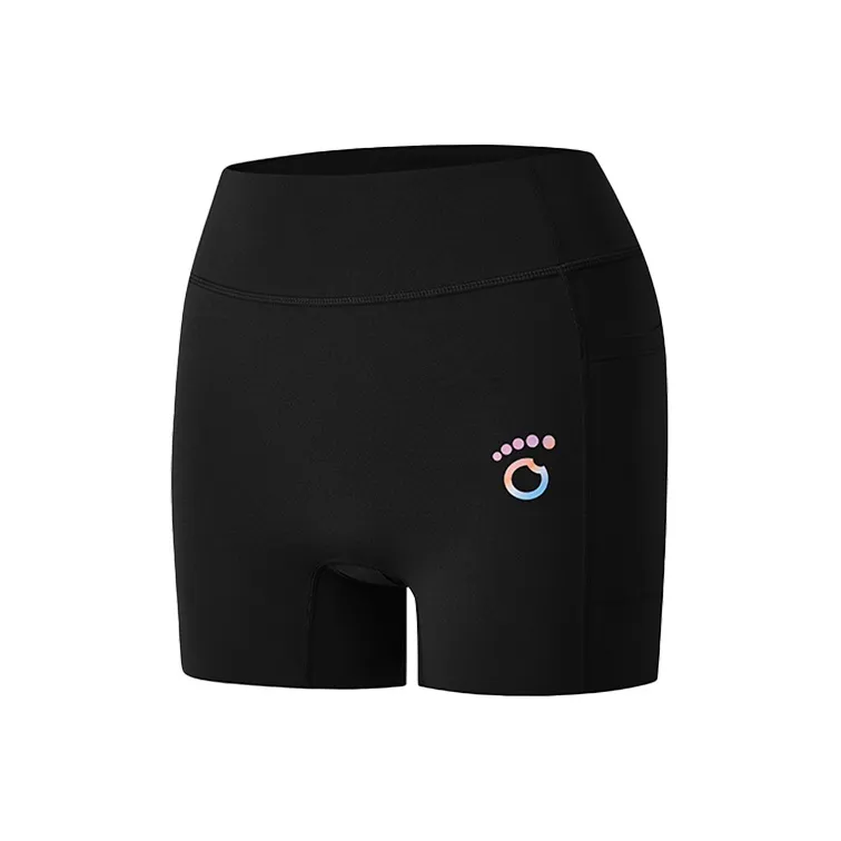 Macondo Спортивные шорты Женские Черные