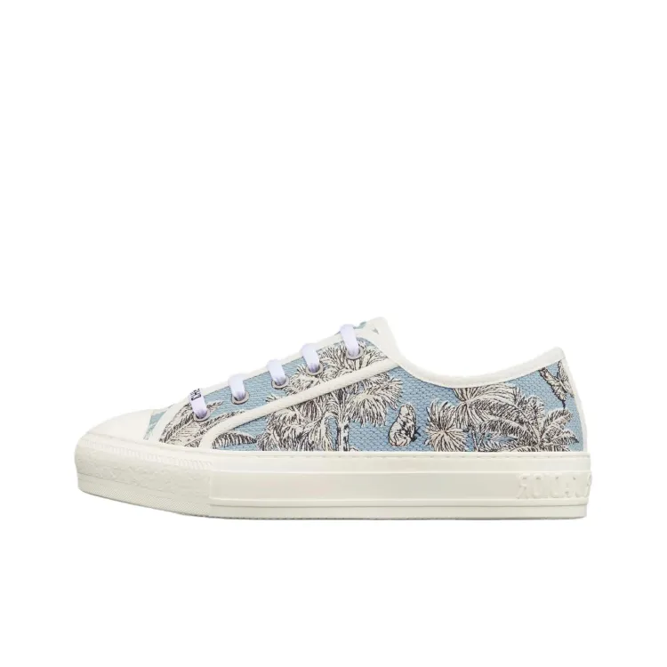 【ブルーのaccentがスポーティでお洒落♡】DIOR スニーカー Step Up Your Style: The Allure of Blue Dior Sneakers