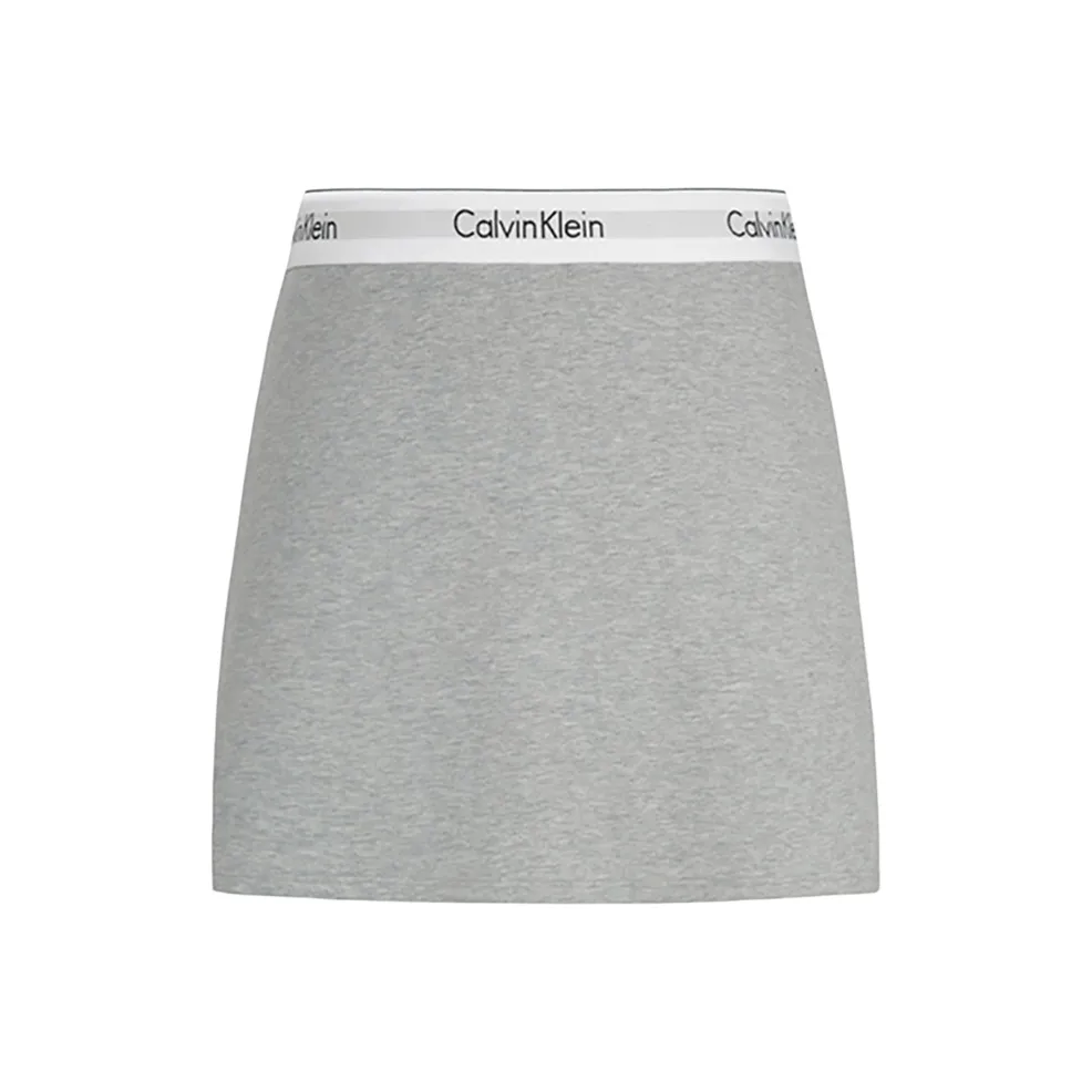 Calvin Klein Повседневные шорты Женские