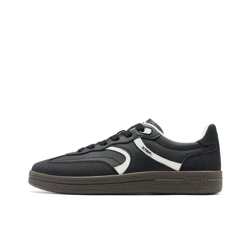 XTEP German Army Trainers T Trainers Lightweight Low Top Skateboard Shoes Women's Black/Sail White