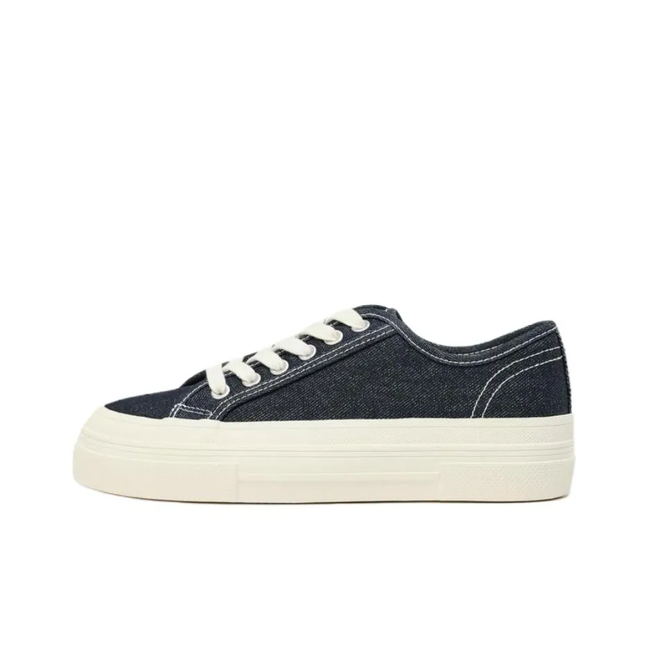 ZARA Low Top Skateboard Shoes Women's Blue