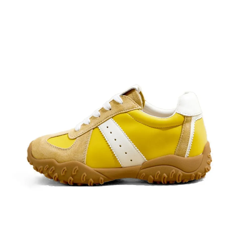 A Poinsettia Princess Casual Женские