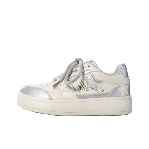 The New Age Family Кроссовки для скейтбординга Low Top Серебряные Женские