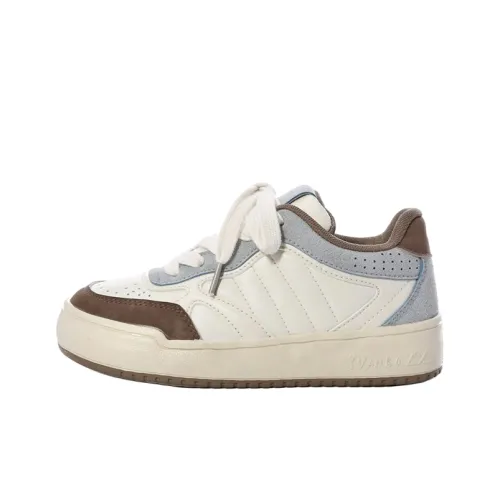 The New Age Family Кроссовки для скейтбординга Low Top Бежево-коричневые Женские
