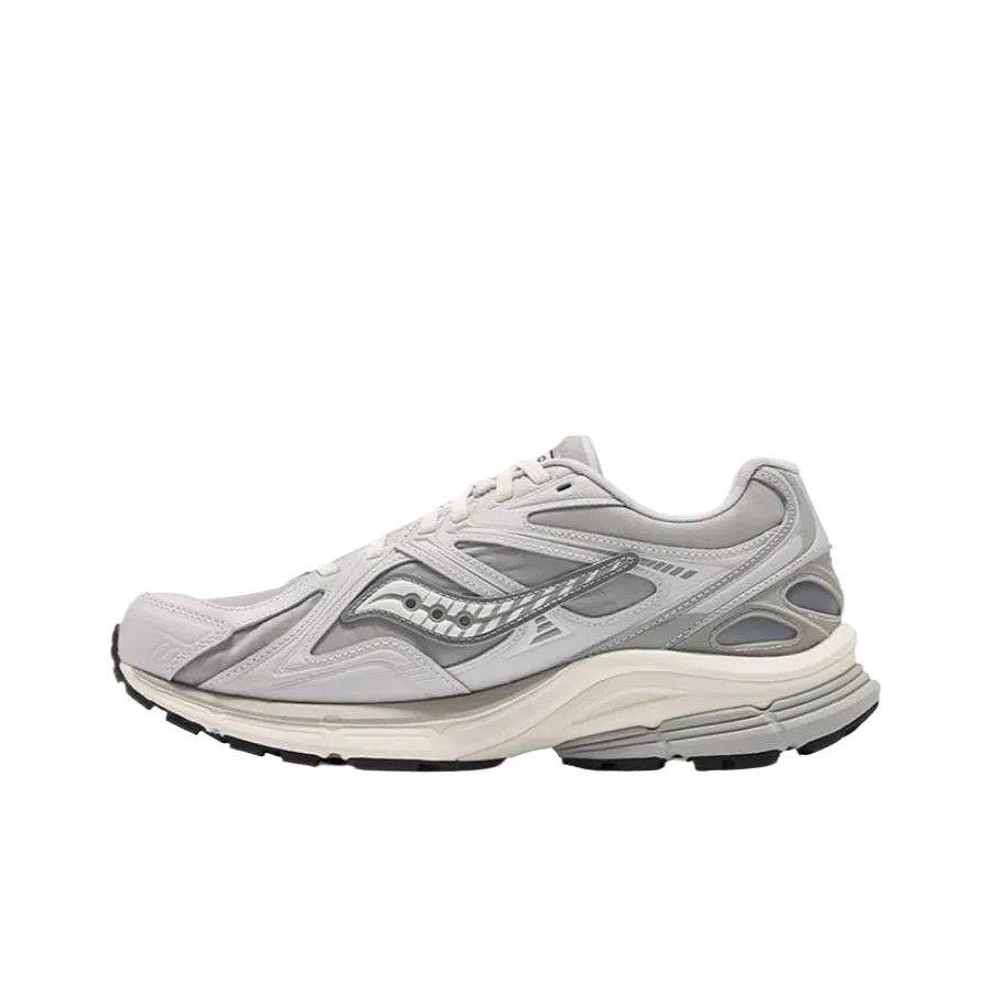 Pantofi Triumph saucony pentru purtări zilnice și pentru antrenament