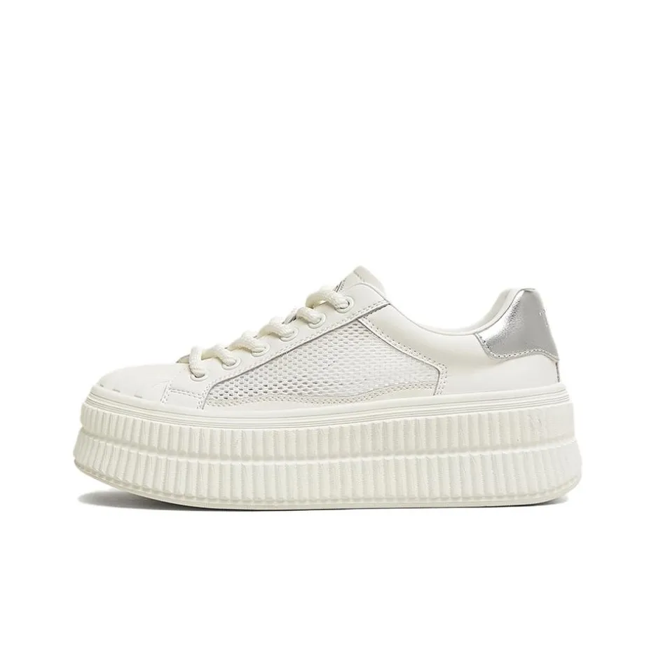 TATA Anti Slip Wear Resistant Low Top Skateboard Shoes Women's
