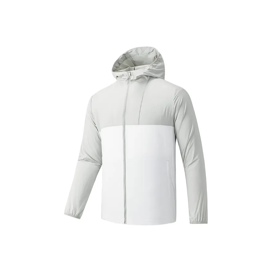 ANTA Variety Тренировки Коллекция Дышащая Защита от УФ-лучей Одежда с Защитой от Солнца Мужская Светло-Песочный Серый Чисто Белый