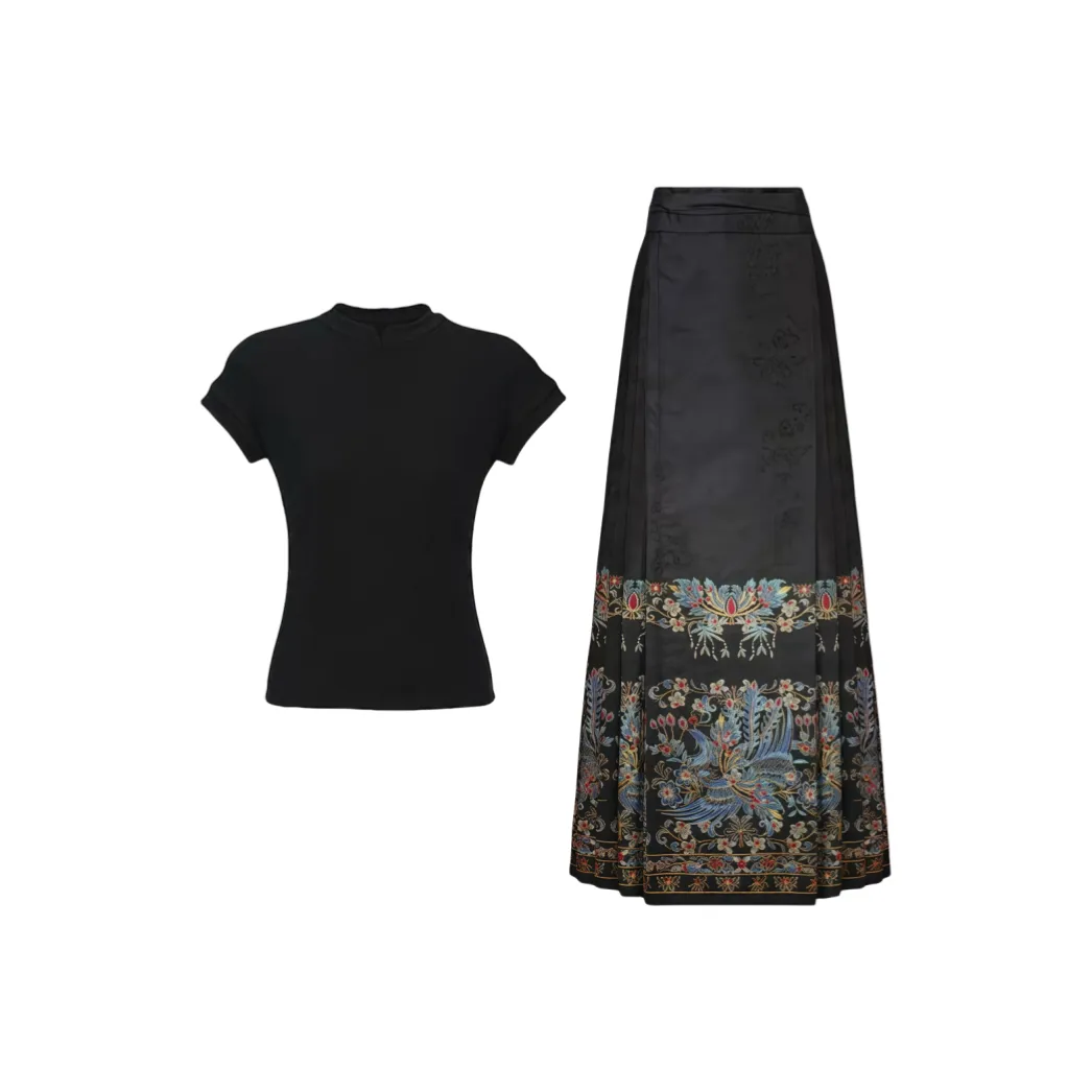 SONDR Женские Комплекты с юбкой