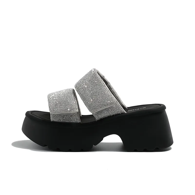 MIS. DANNY Rhinestone Abrasion-resistant Slip-on Women's