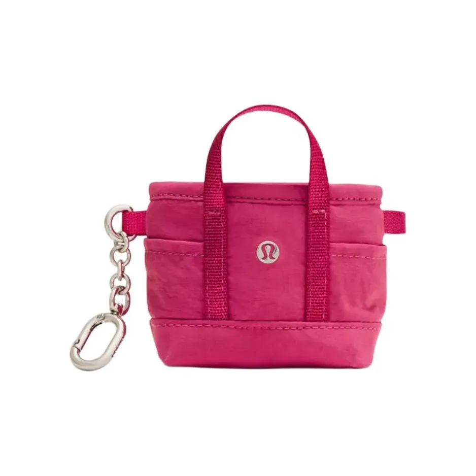 lululemon Переработанный нейлон Bag Charm Сумка Мерч Женские Розово-красный
