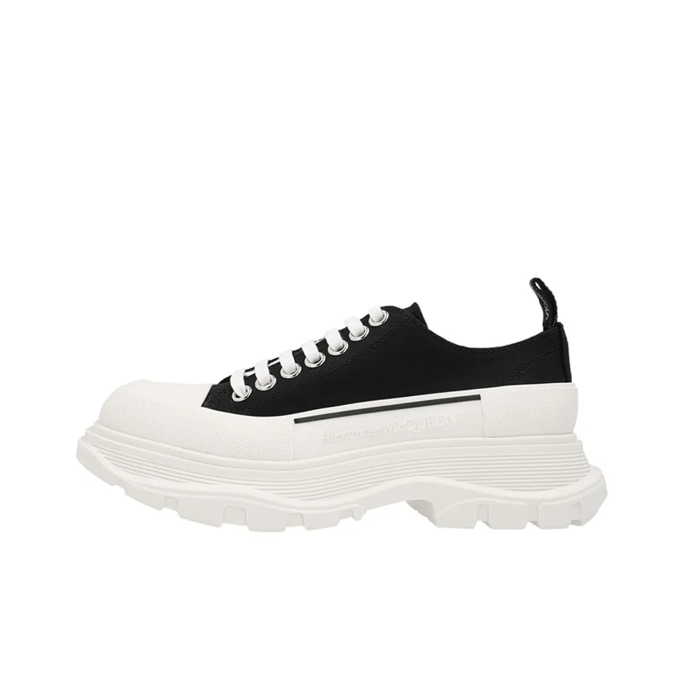 Alexander McQueen Tread Slick Low Lace Up 'Black White' FW21 Women's