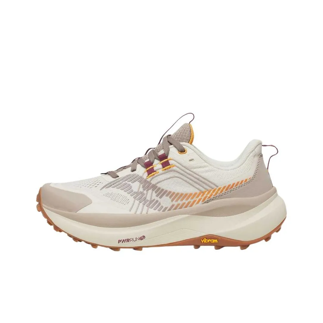Saucony Xodus Ultra 4 Low Топ Беговые кроссовки Женские Бежевый