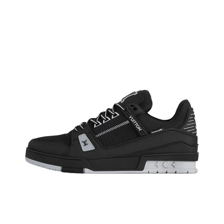 LOUIS VUITTON Trainer Water Resistant Low Top Skateboard Shoes Men's Black