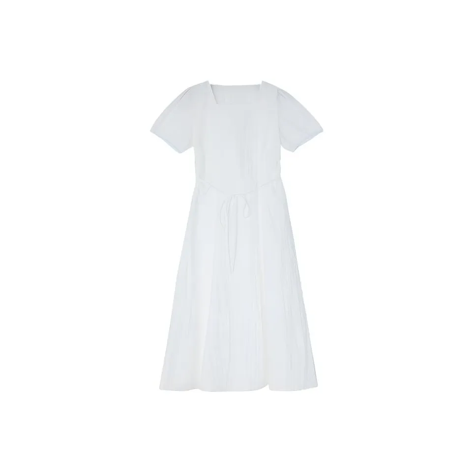 Розовое короткое платье с короткими рукавами женское