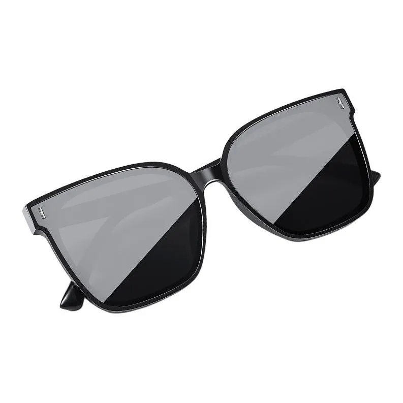 VEGOOS TR/Memory Plastic Square Sunglasses Unisex Black Frame