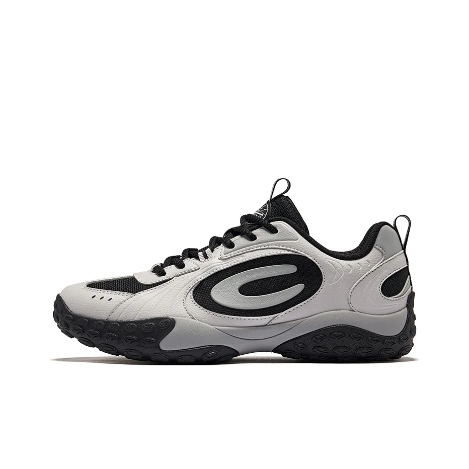 Erke Flash Moon Амортизация Устойчивость к истиранию Дышащий Низкий Топ Повседневная обувь Мужская Mist Серый Jet Черный