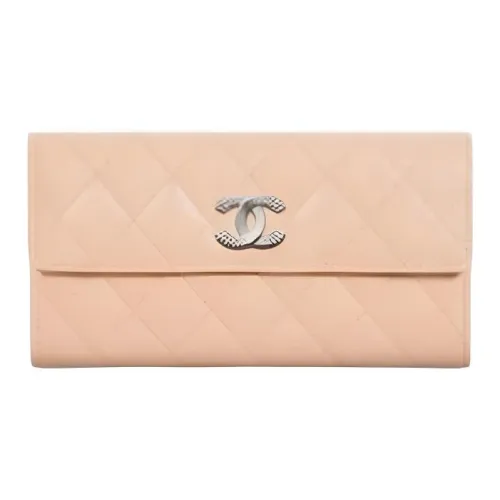 CHANEL Женские кошельки