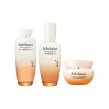 3종 세트: 150ml Radiance-Boosting 로션 + 125ml Radiance-Boosting 에멀전 + 75ml Radiance-Boosting 크림
