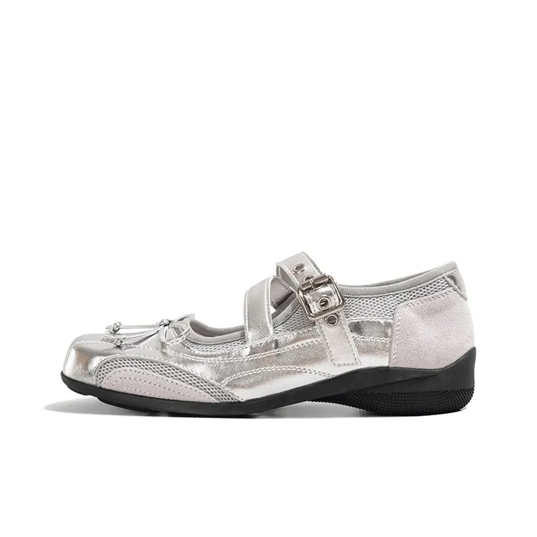 Old Meow Плоская подошва Туфли Мэри Джейн Женские Серебряные