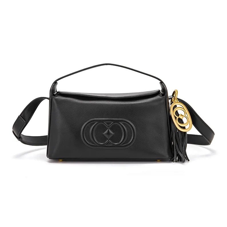 La Carrie Сумка из натуральной коровьей кожи стандартная женская черная