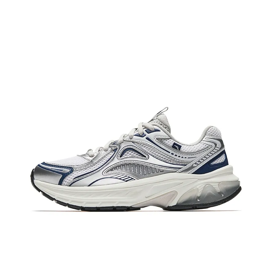 Anta RUNNING Collection Амортизация Износостойкий Низкий Топ Повседневный Городской Коммутирование Беговые кроссовки Женские Белый Серебряный