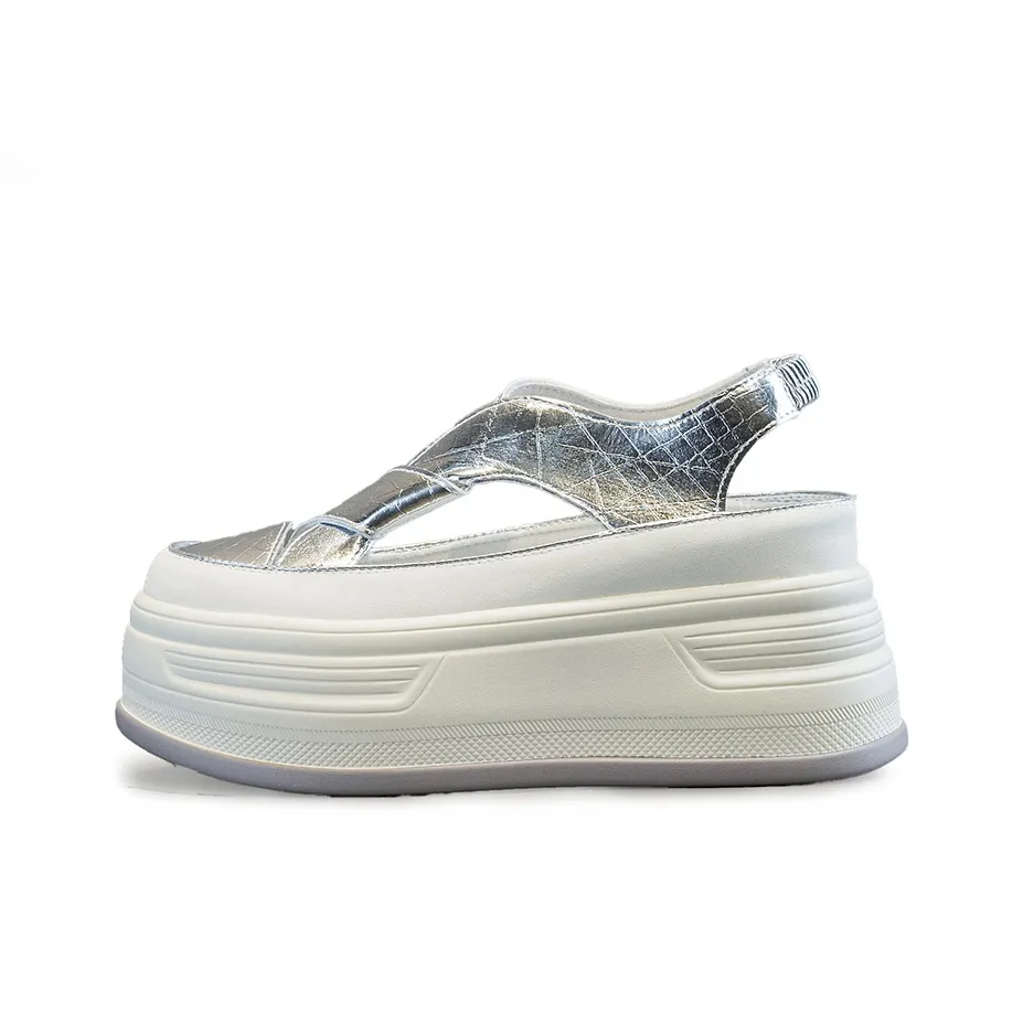 A Poinsettia Princess Пляжные сандалии Женские