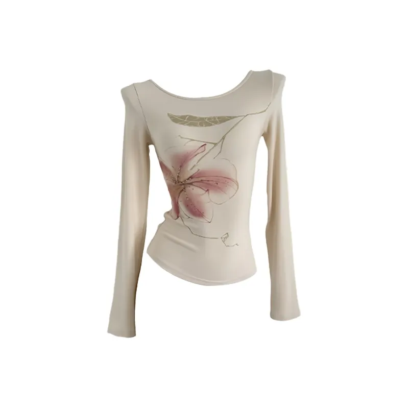 SISC Кремово-абрикосовые Женские Футболки