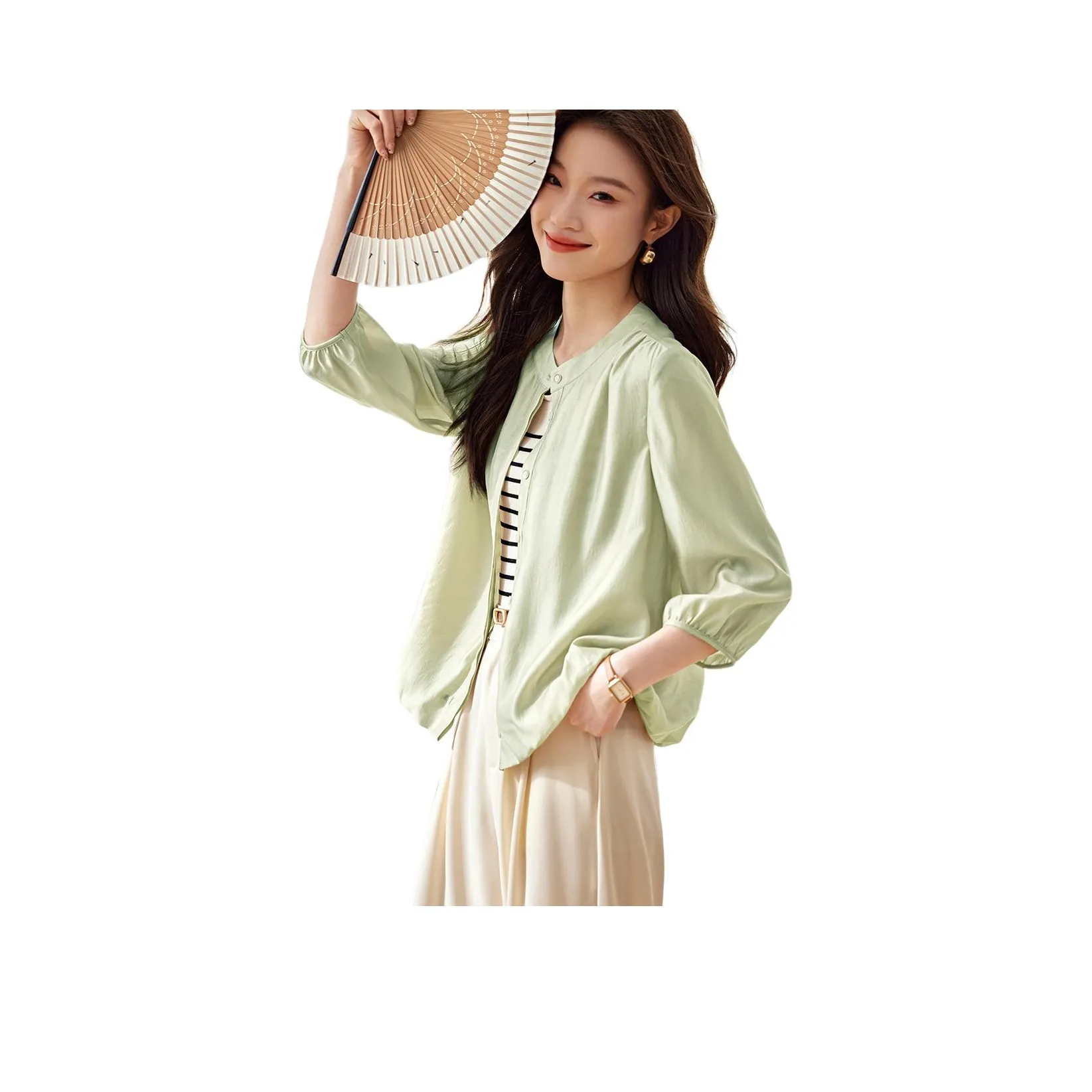 Mo Han Yi Mei Светло-зеленая Женская Куртка