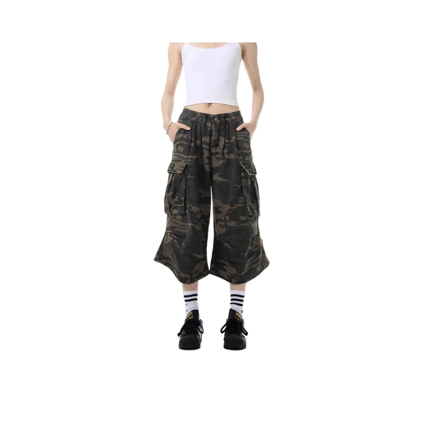 AN Шорты карго Женские Камуфляж