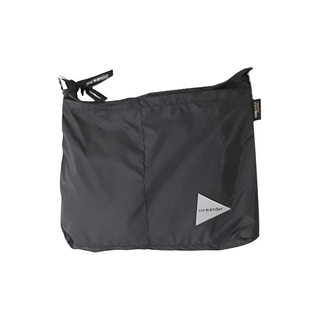 And wander Collaboration Нейлоновая сумка через плечо стандартная унисекс черная