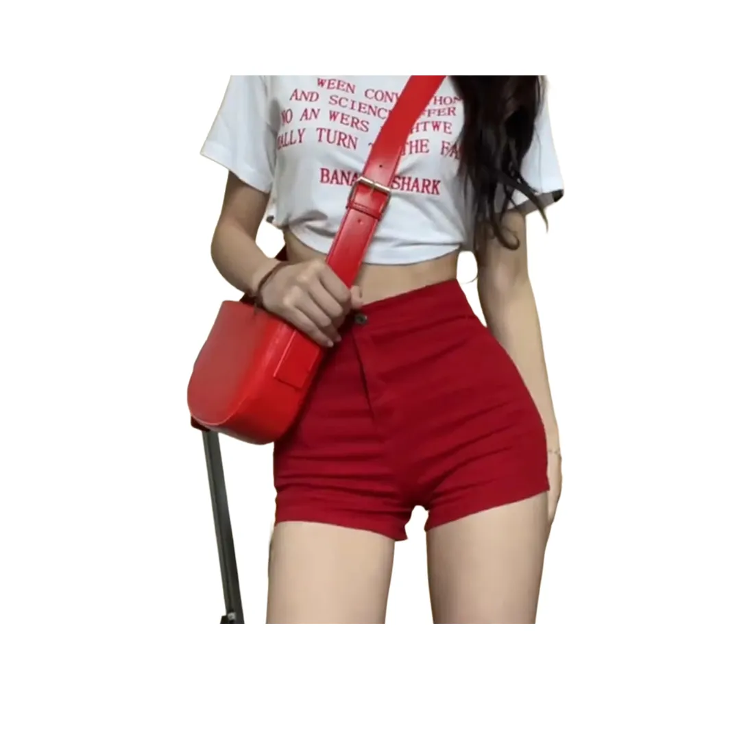 Женские джинсовые шорты красного цвета