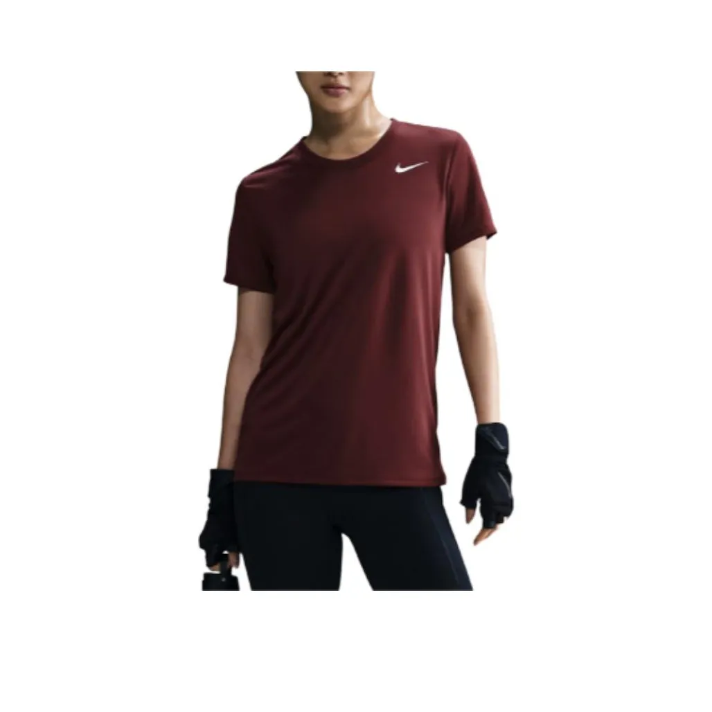 Nike Clothing T Shirts Women's Burgundy