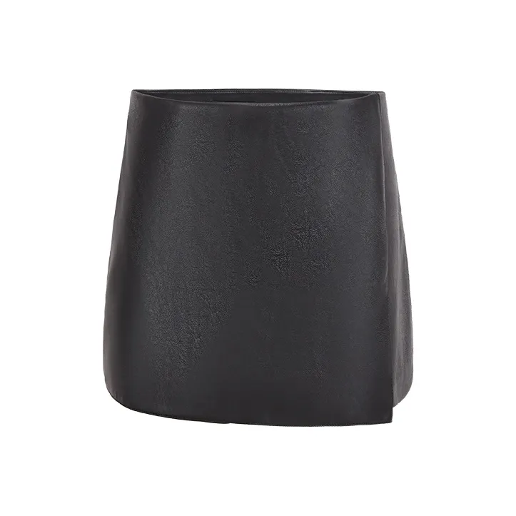 URBAN REVIVO Повседневные шорты Женские