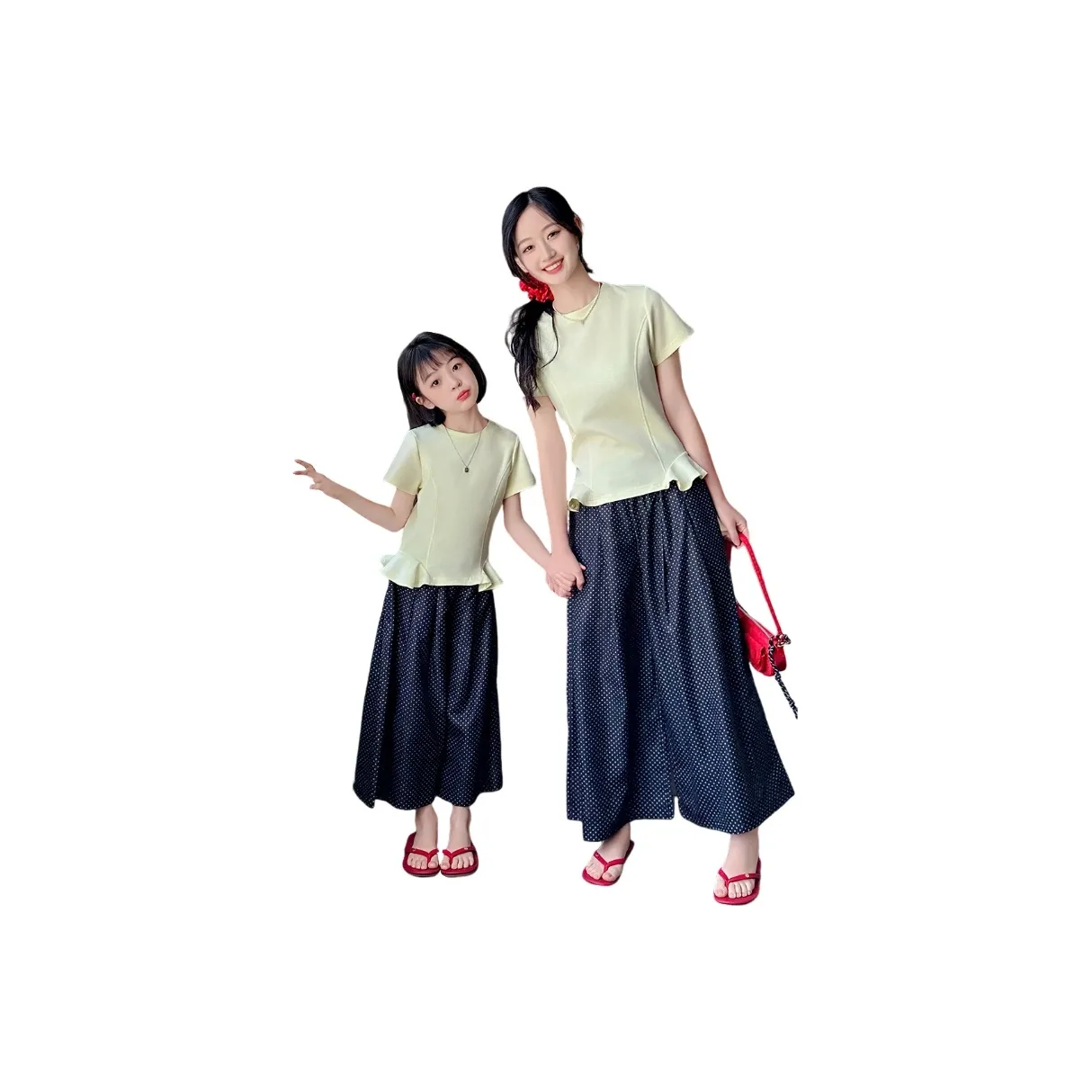 Aisina Комплект для родителя и ребенка 2 предмета цвет на выбор детский