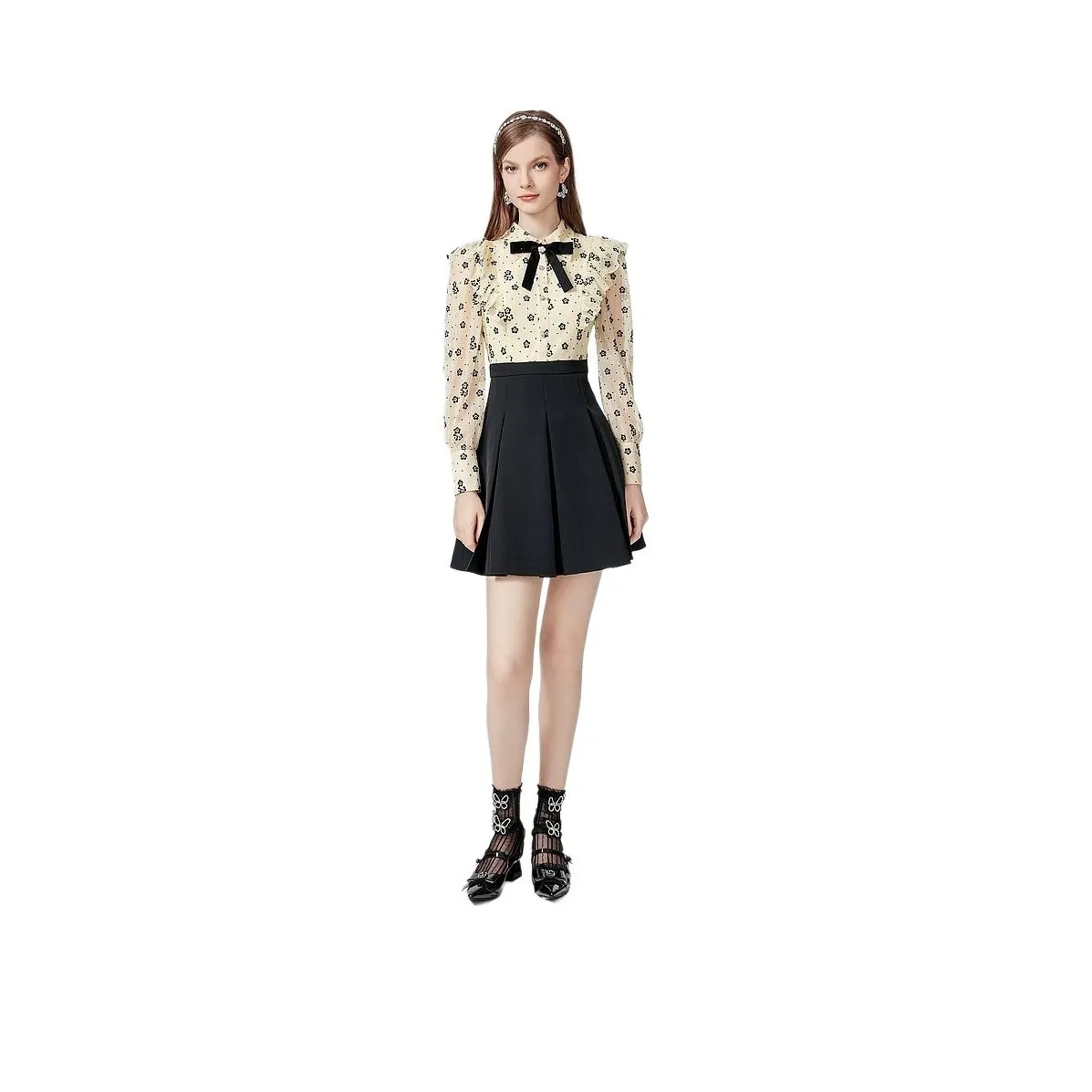 AIVEI Long Sleeved Dress Women's Beige