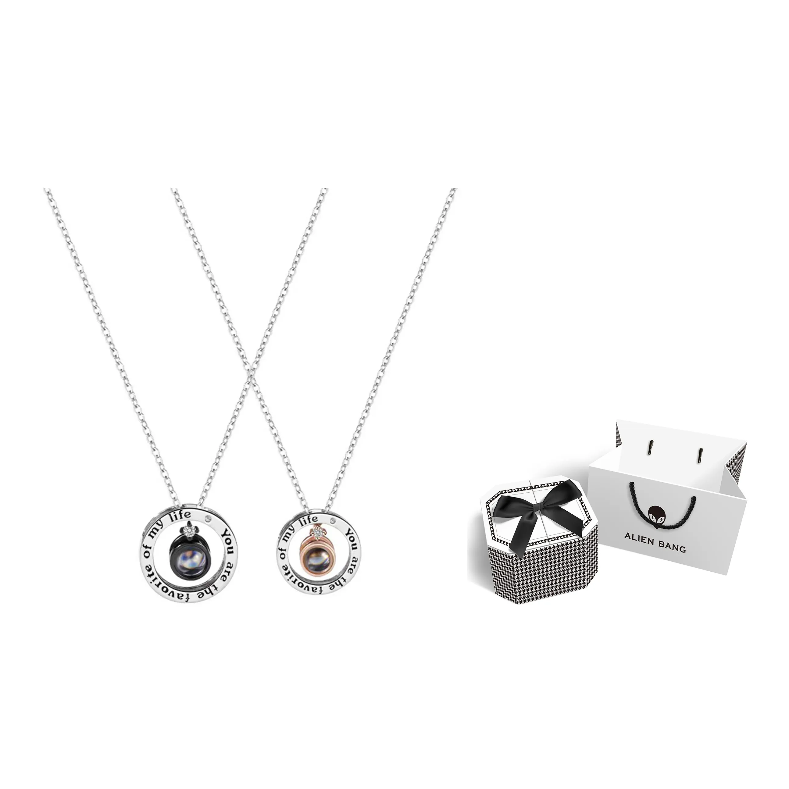 ALIEN BANG Necklaces Unisex